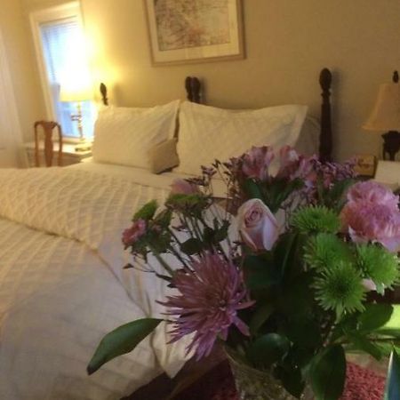 Wellesley Bed And Breakfast Екстер'єр фото